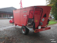 Futtermischwagen Vertikal Kuhn Euromix 16-70