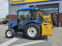 Obsttraktor New Holland Boomer 3050 met Bos Maaiarm
