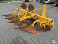 Kreiselheuer  Aanbieding: 7 machines 1 prijs. Hark, schudder, maaier, zaaimachines, ploeg, voerwagen