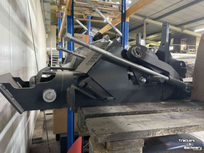 Diverse neue Teile Kubota Treklat en  oppikhaak