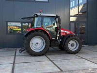 Schlepper / Traktor Massey Ferguson 5712 S Dyna-4