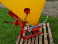 Düngerstreuer  Jarmet kunstmeststrooiers 200ltr , 300 ltr,& 400 Zowel gedragen als getrokken uitvoeringen !!!