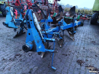 Pflüge Overum Drie schaar