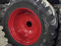 Räder, Reifen, Felgen & Distanzringe BKT Set VF 650/65R42 BKT met VF 540/65R30  op velg