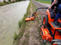 Mähausleger mit Kreiselmäher  cirkelmaaier, kantenmaaier. Hogervorst, nieuw