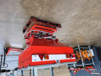 Düngerstreuer  Jarmet JMS  kunstmeststrooier 800 ltr