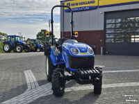 Obsttraktor New Holland Boomer 25