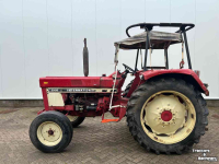 Schlepper / Traktor International 644