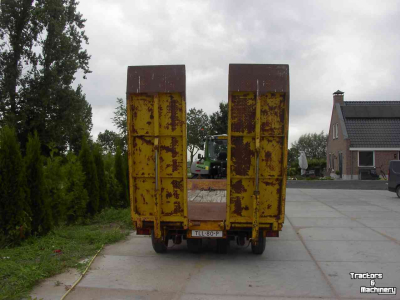 Tiefladeanhänger  Oprijwagen