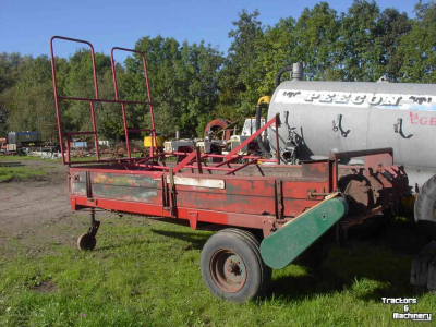 Stalldungstreuer  Mentor