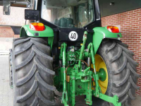 Schlepper / Traktor John Deere 6630 Basic