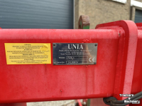 Tiefenlockerer Unia PLOW 6 VOORZETWOELER