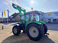 Schlepper / Traktor Deutz-Fahr 5095 + Stoll Profi-line