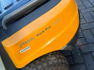 Aufsitzrasenmäher Stiga Park Pro 740 IOX