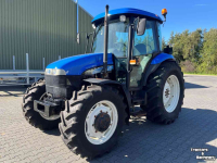 Schlepper / Traktor New Holland TD90 D