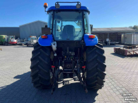 Schlepper / Traktor New Holland TD90 D