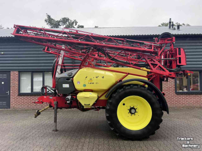 Anhängefeldspritze Kverneland Ikarus S28