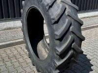 Räder, Reifen, Felgen & Distanzringe Pirelli 480/70R38