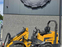 Radlader Schäffer 2430