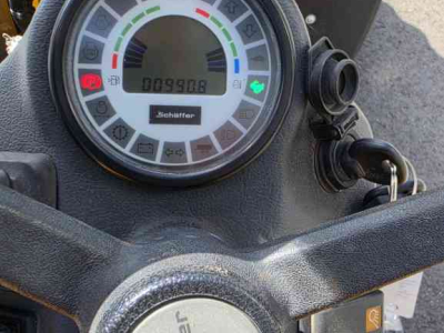 Radlader Schäffer 2430