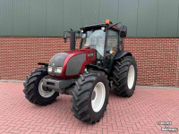 Schlepper / Traktor Valtra A93 HiTech
