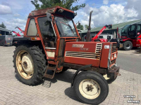 Schlepper / Traktor Fiat 680