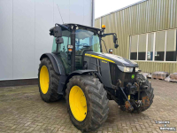 Schlepper / Traktor John Deere 5090M