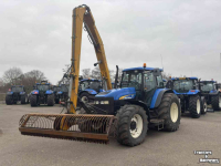 Schlepper / Traktor New Holland TM 140
