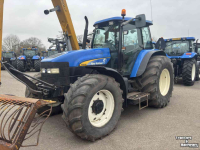 Schlepper / Traktor New Holland TM 140