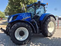 Schlepper / Traktor New Holland T7.315 HD AC 40Kmh. Lucht, Fronthef, geveerde vooras en cabine.
