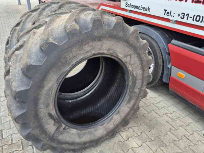 Räder, Reifen, Felgen & Distanzringe BKT IF600/70R30 AgriMaxSirio banden 27mm