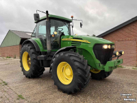 Schlepper / Traktor John Deere 7720