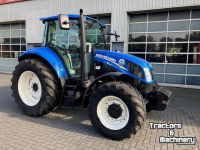 Schlepper / Traktor New Holland T 5.95