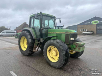 Schlepper / Traktor John Deere 6800
