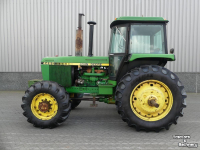 Schlepper / Traktor John Deere 4450