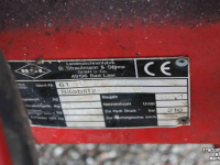 Selbstladender Futterverteilwagen Strautmann Siloblitz 330VC uitkuilwagen voerverdeelwagen snijbord trilbord uitkuilbord