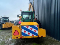 Schlepper / Traktor John Deere 6820 / BOS arm
