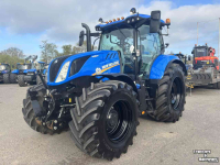 Schlepper / Traktor New Holland T6.180 AC Stage V Tractor