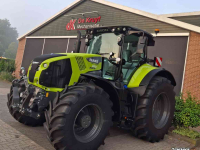 Schlepper / Traktor Claas Axion 870 Night Edition