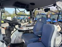 Schlepper / Traktor New Holland T6.180