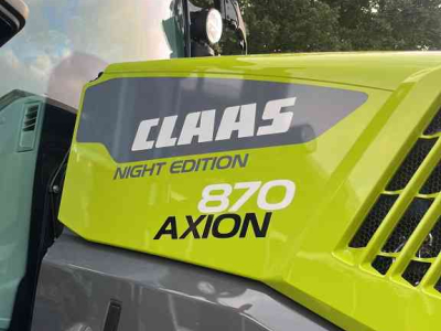 Schlepper / Traktor Claas Axion 870 Night Edition