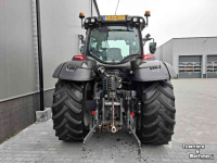 Schlepper / Traktor Valtra T 215 Direct Twintrac