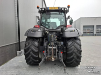 Schlepper / Traktor Valtra T 215 Direct Twintrac