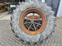 Räder, Reifen, Felgen & Distanzringe Pirelli 650/65R38 dubbellucht