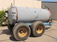 Gülletankwagen / Güllefässer Jako 5000 liter tandemas mesttank giertank vacuumtank waterwagen