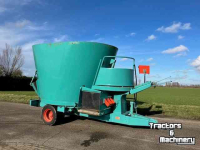 Futtermischwagen Vertikal Storti Dunker 140