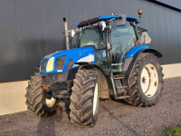 Schlepper / Traktor New Holland ts100a