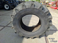 Räder, Reifen, Felgen & Distanzringe Pirelli 420/70R24