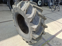 Räder, Reifen, Felgen & Distanzringe Pirelli 420/70R24