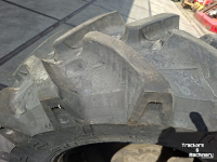 Räder, Reifen, Felgen & Distanzringe Pirelli 420/70R24